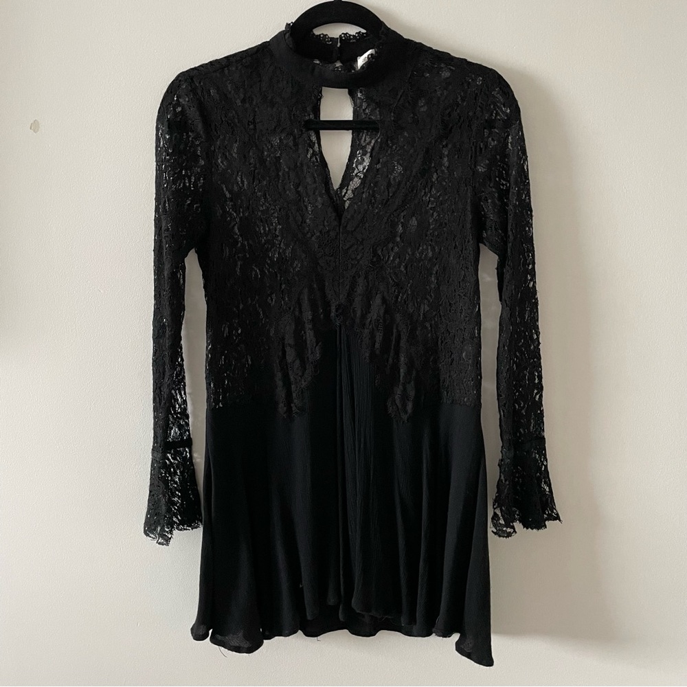 Blue Streak II black long sleeve lace cut out shirt top tunic dress size small